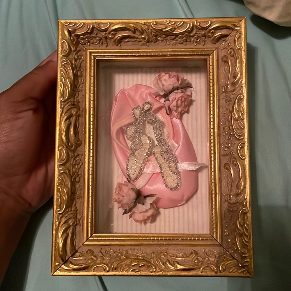 Picture frame with ballerina slipper